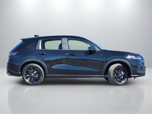 Used 2025 Honda HR-V Sport image 3