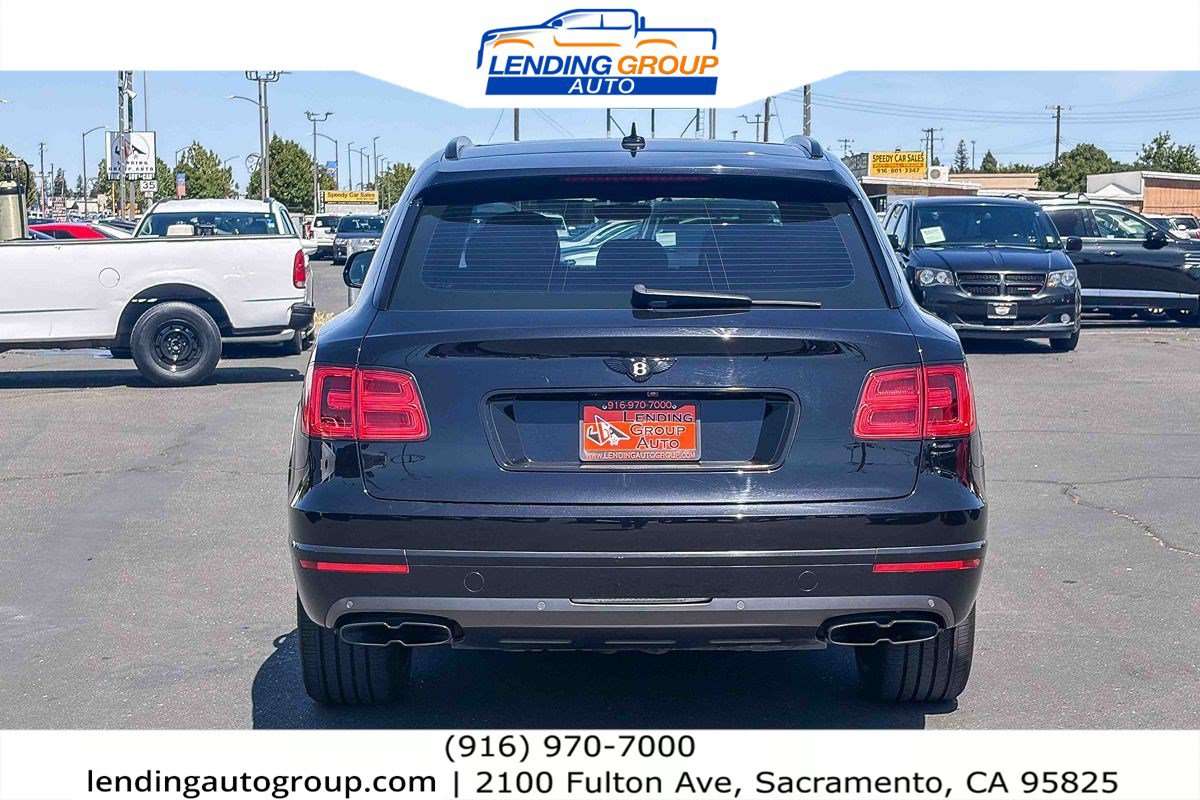 Used 2019 Bentley Bentayga AWD/4WD image 3