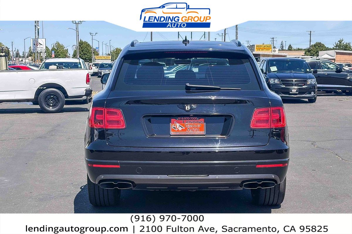 Used 2019 Bentley Bentayga AWD/4WD image 3