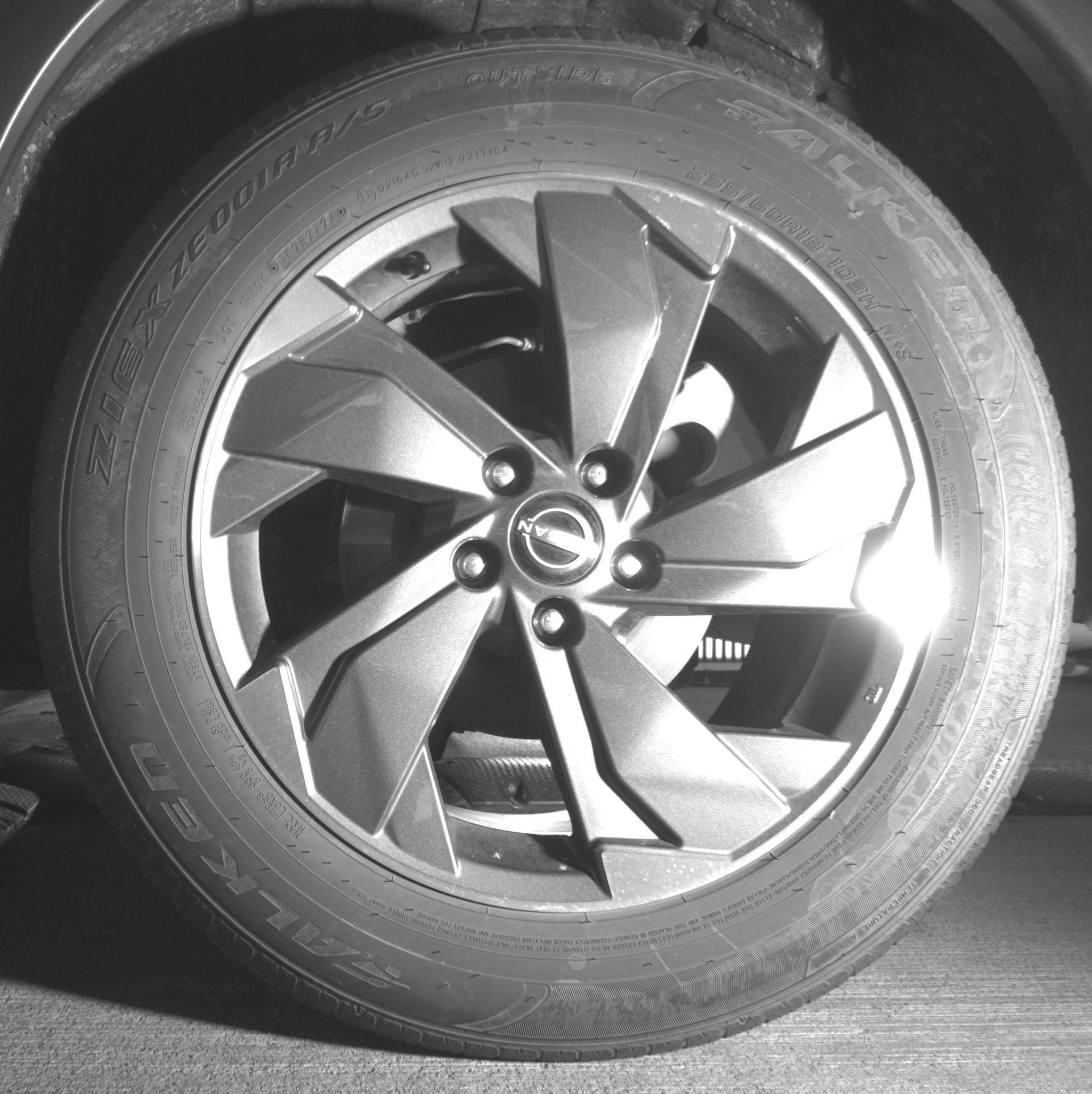 Used 2025 Nissan Rogue SV image 14