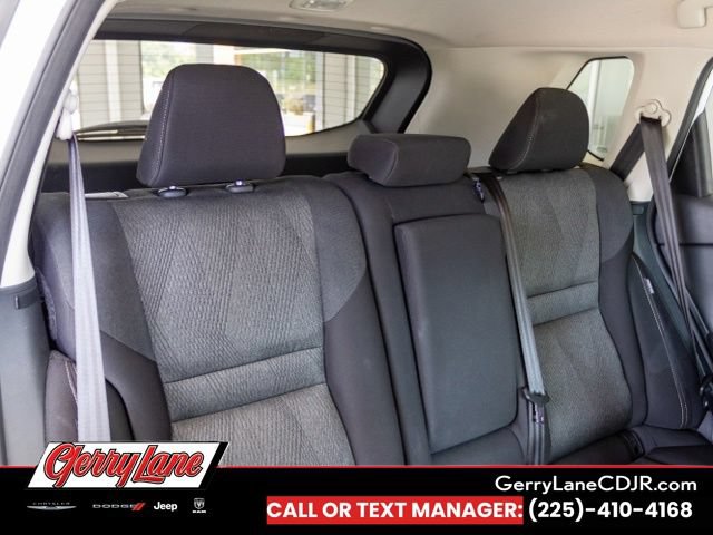 Used 2025 Nissan Rogue SV AWD/4WD image 17