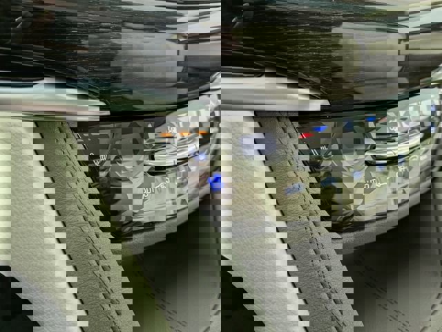 New 2025 Cadillac XT6 Premium Luxury w/ LPO, Floor Liner Package image 9