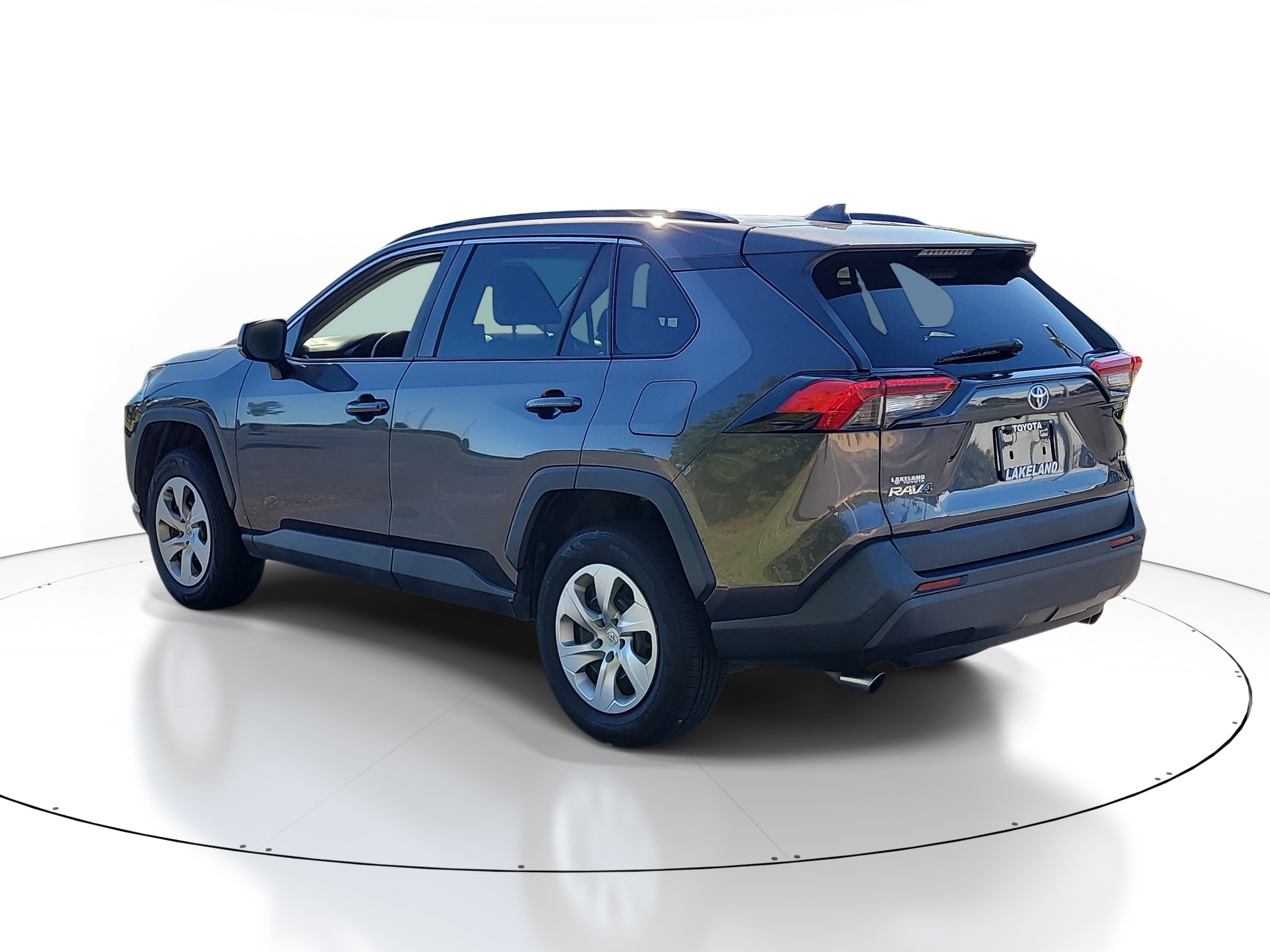 Certified 2021 Toyota RAV4 LE image 5