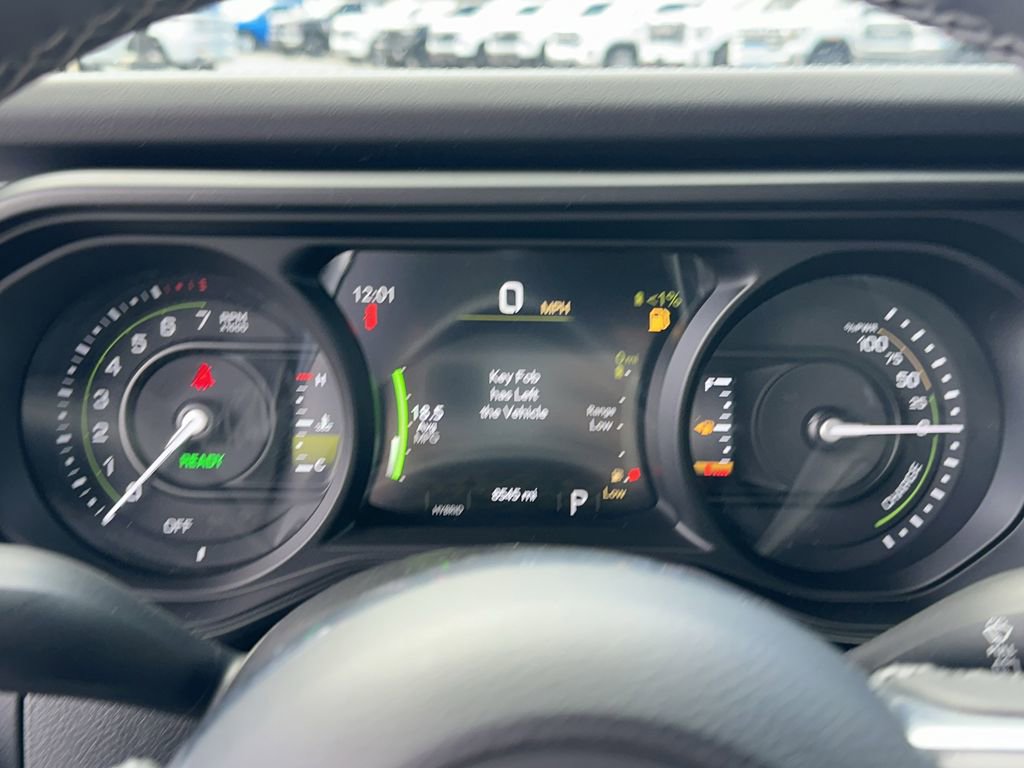 Certified 2025 Jeep Wrangler Unlimited Sahara image 13