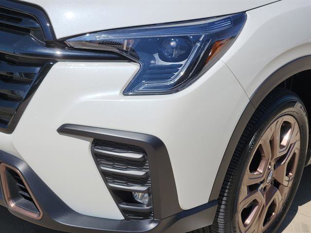 Certified 2025 Subaru Ascent Bronze Edition image 5