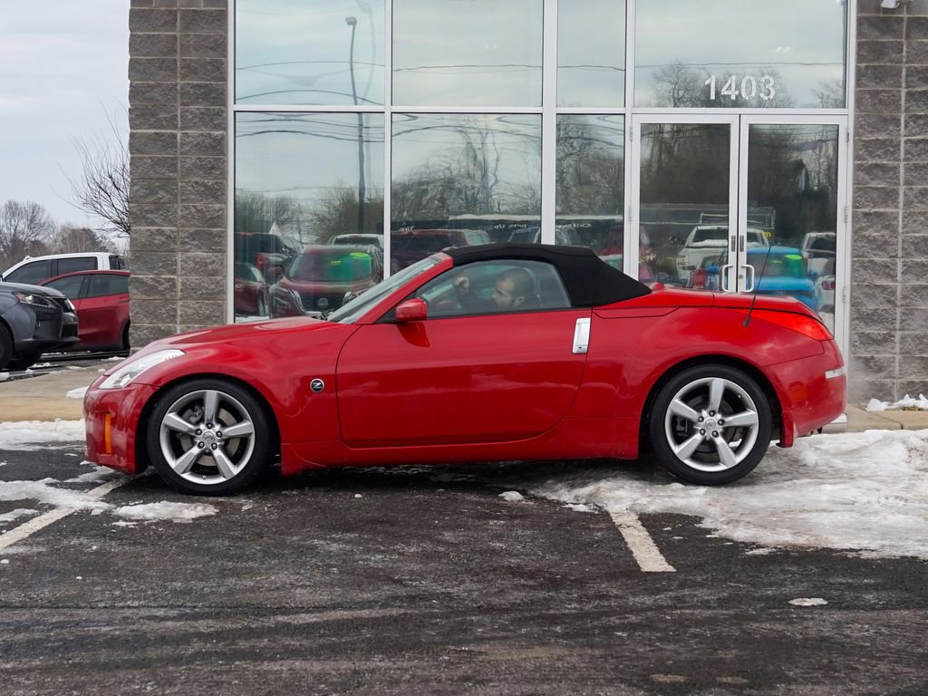 Used 2007 Nissan 350Z Touring image 5