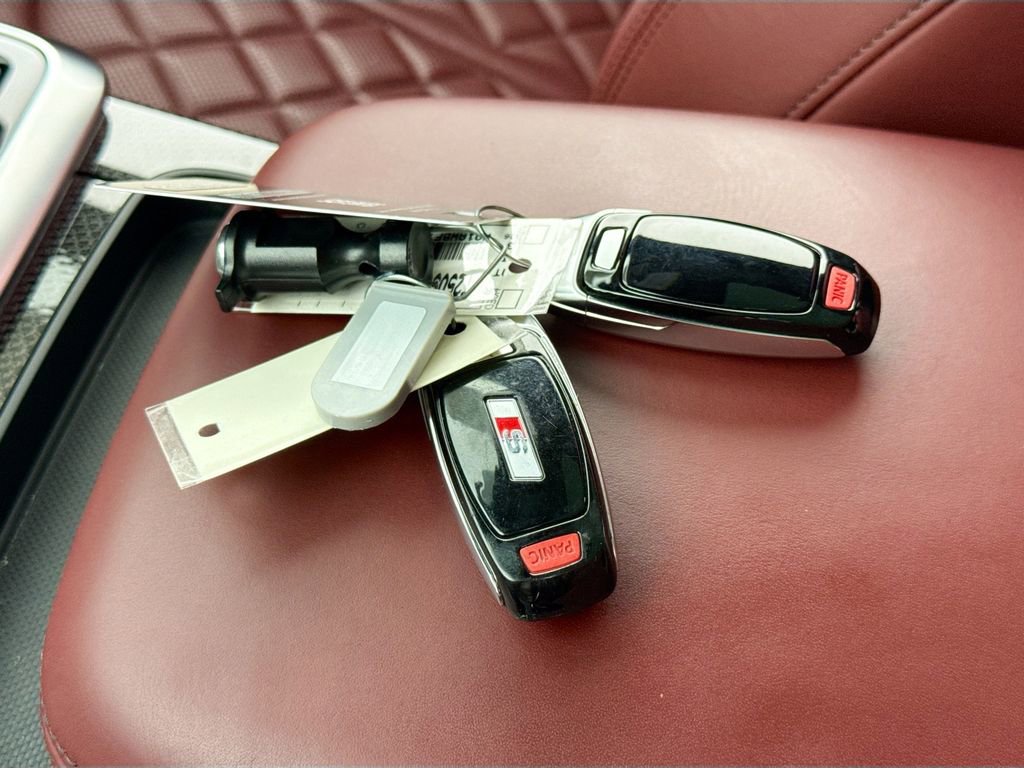 Used 2023 Audi SQ7 Premium Plus image 17