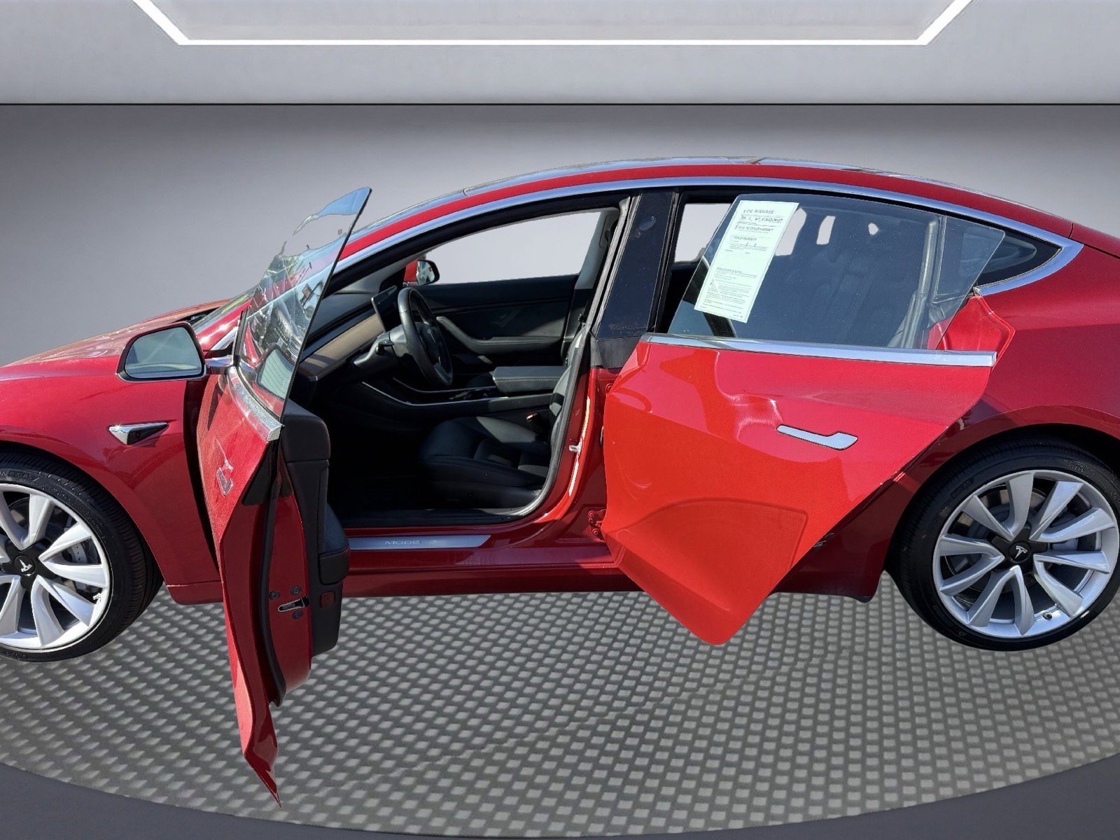Used 2018 Tesla Model 3 image 9