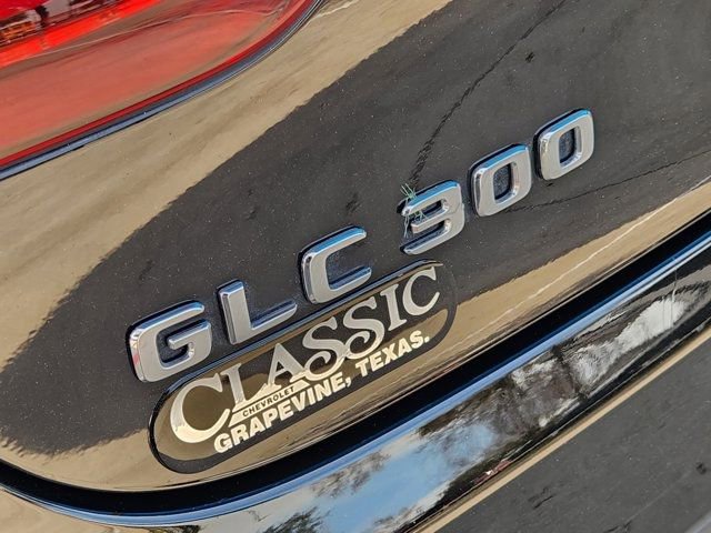 Used 2021 Mercedes-Benz GLC 300 4MATIC Coupe image 9