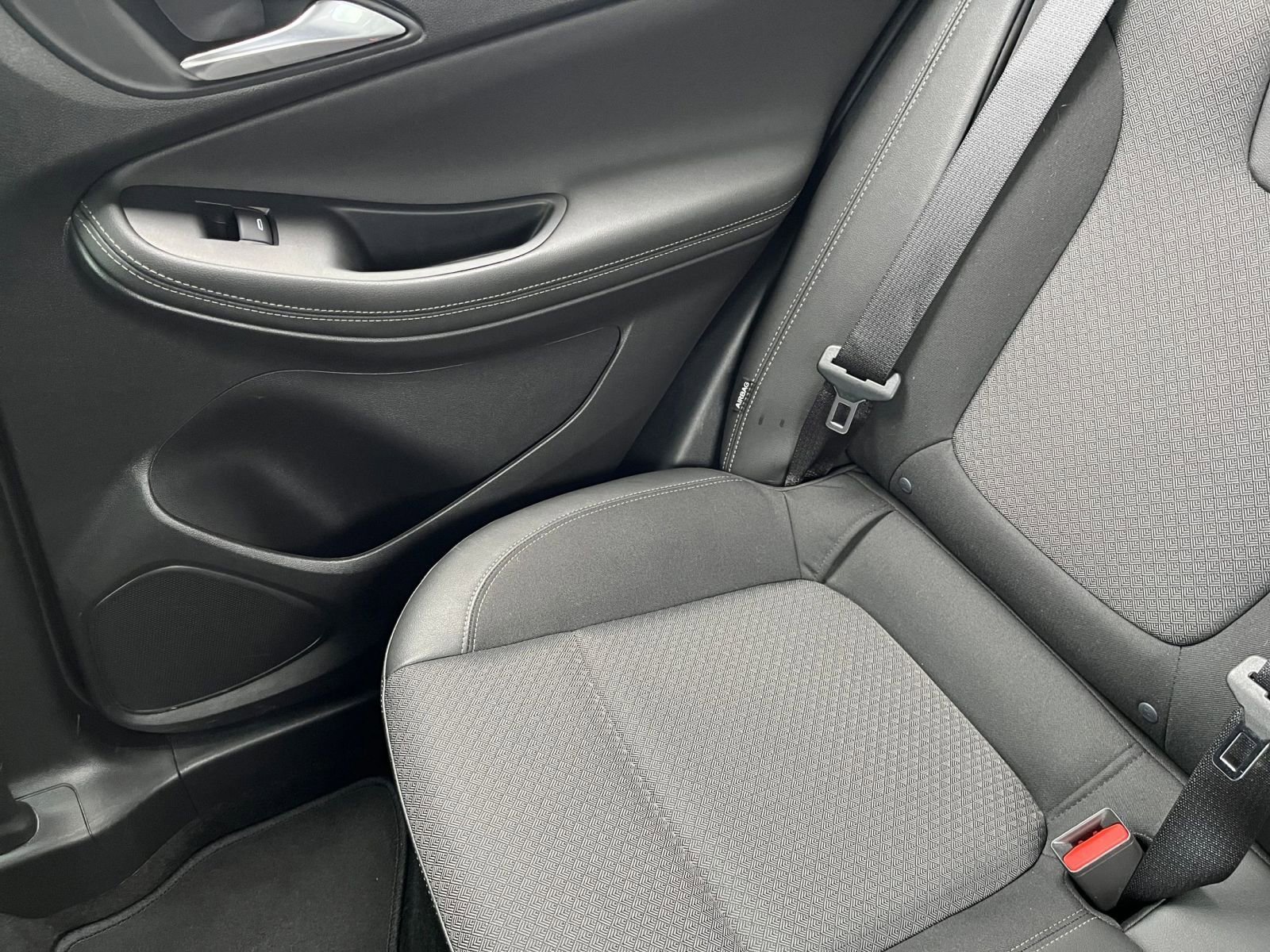 Used 2025 Buick Encore GX Preferred image 39