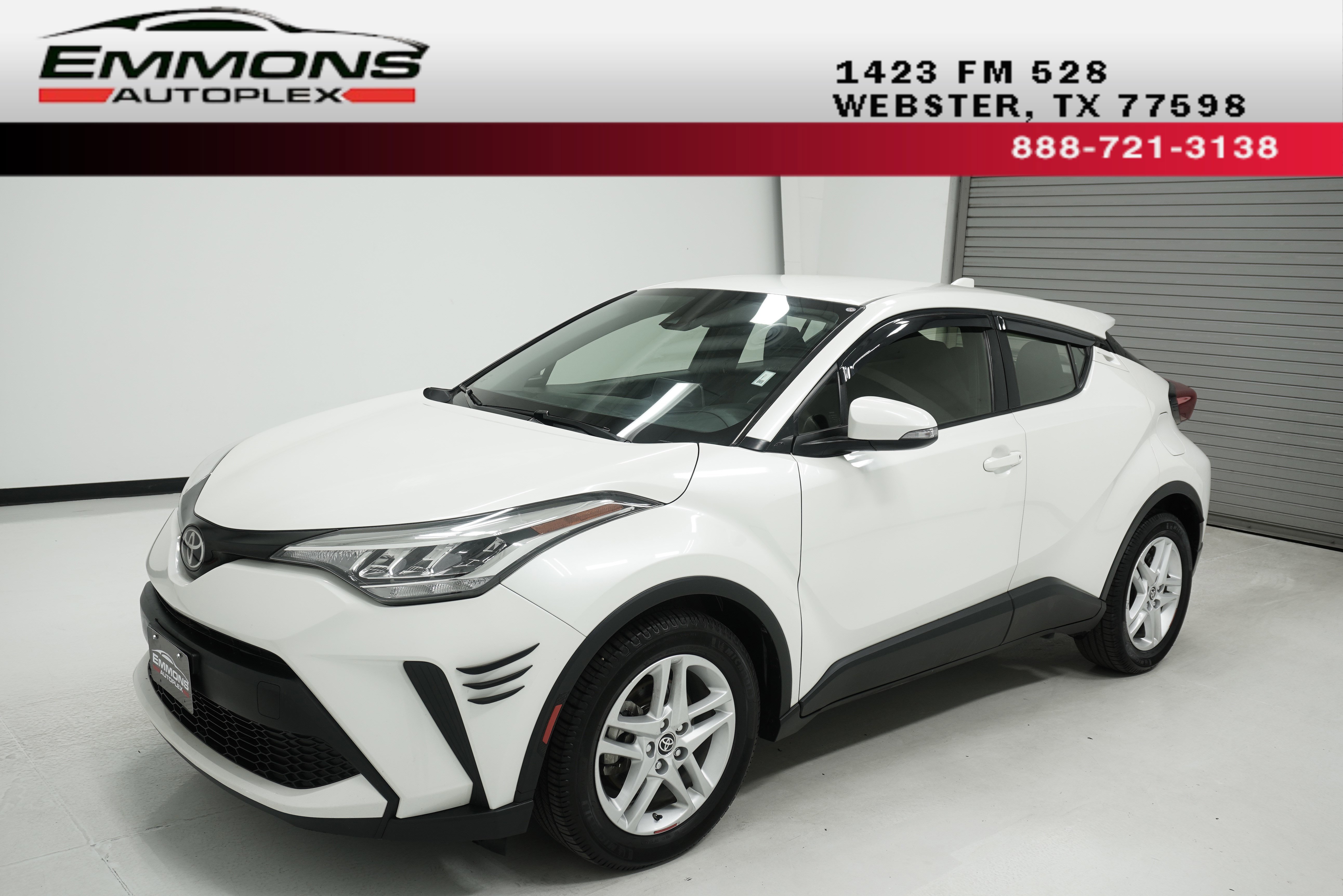 Used 2020 Toyota C-HR LE FWD image 1