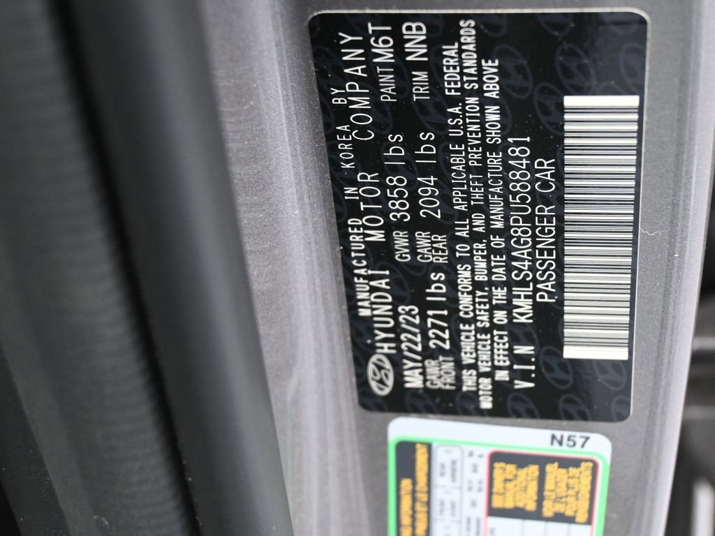 Used 2023 Hyundai Elantra SEL w/ Convenience Package image 13