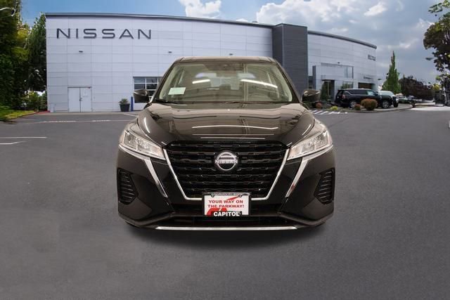New 2025 Nissan Kicks Play S image 6