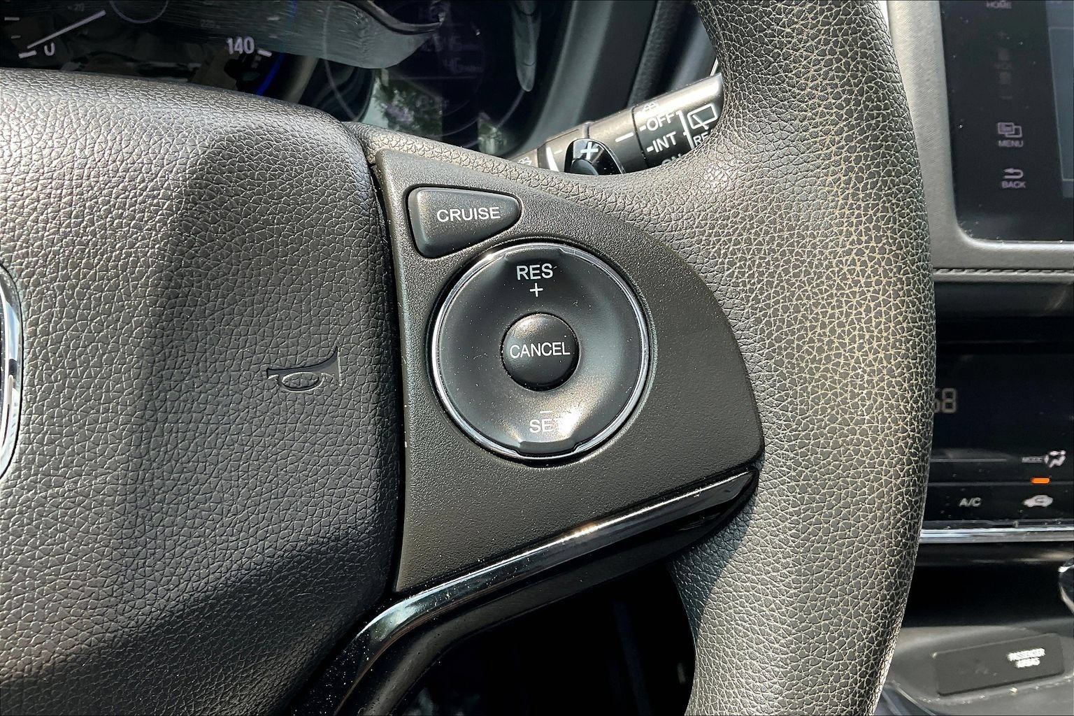 Used 2016 Honda HR-V EX image 12