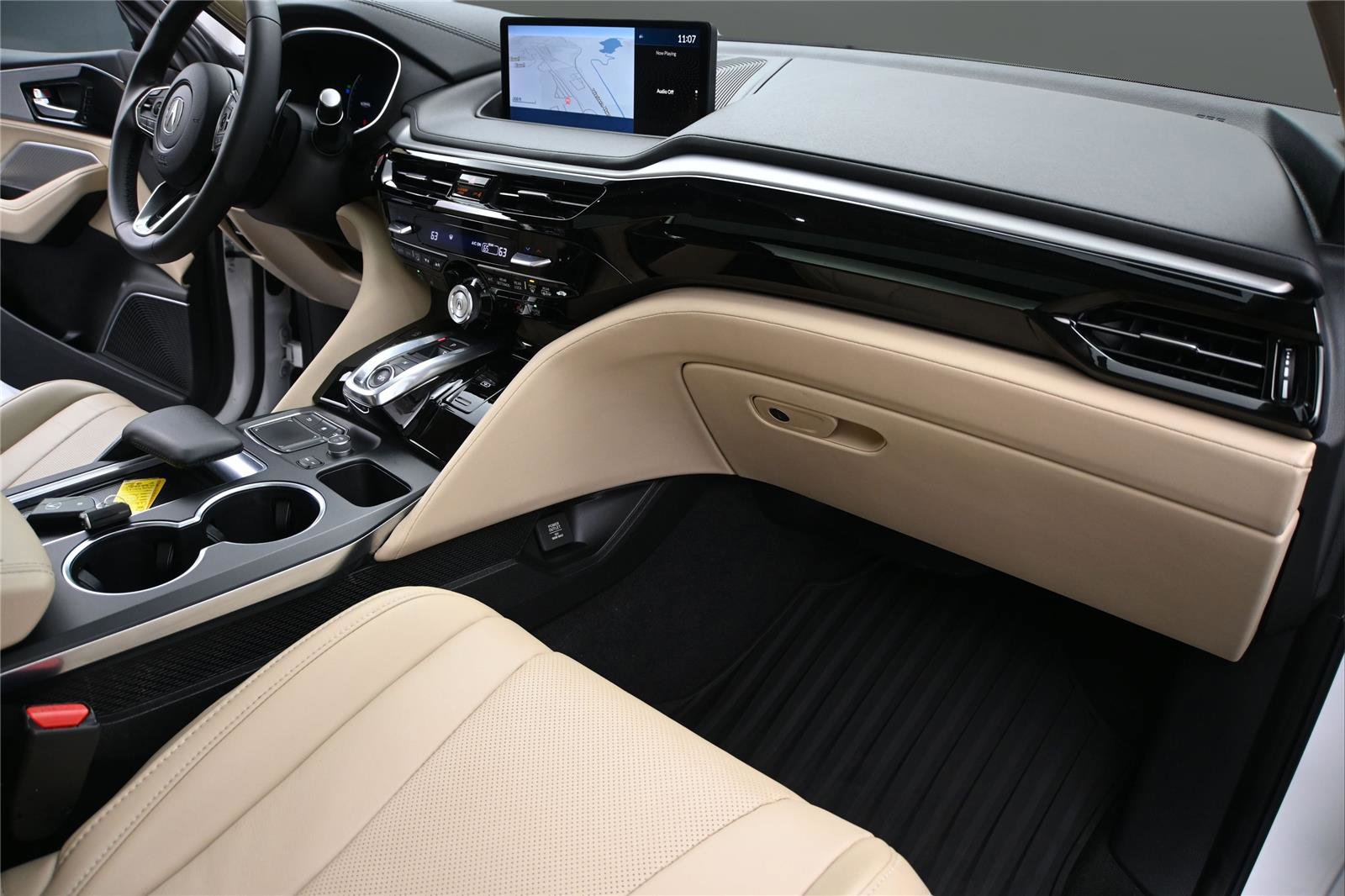 Certified 2024 Acura MDX SH-AWD w/ Technology Package image 22