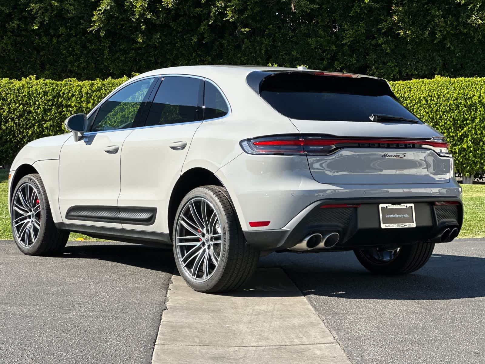 New 2026 Porsche Macan S AWD/4WD image 3