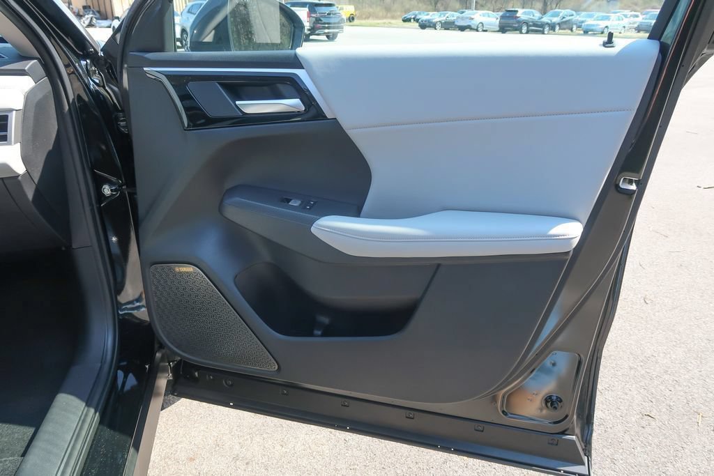 New 2026 Mitsubishi Outlander SE AWD/4WD image 22