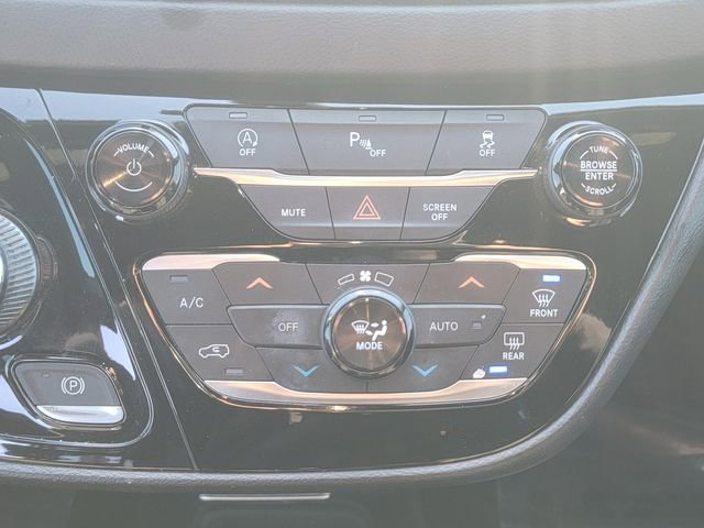 Used 2019 Chrysler Pacifica Touring Plus w/ S Appearance Package image 24