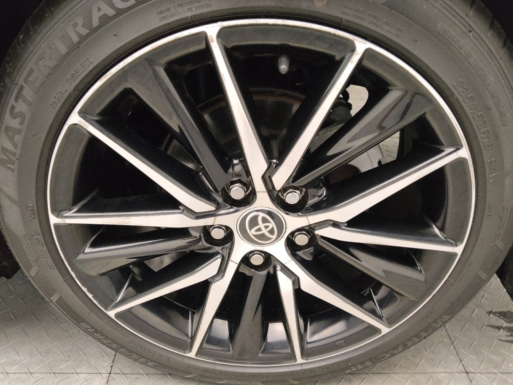 Used 2022 Toyota Camry SE image 31