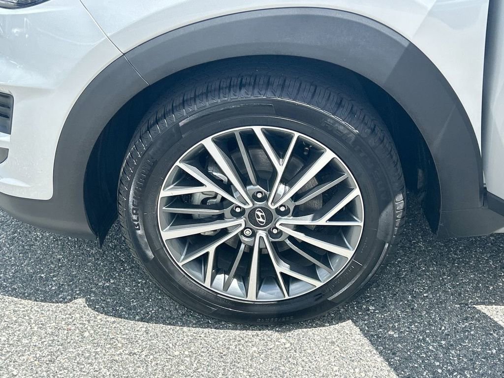 Used 2019 Hyundai Santa Fe SE FWD image 39