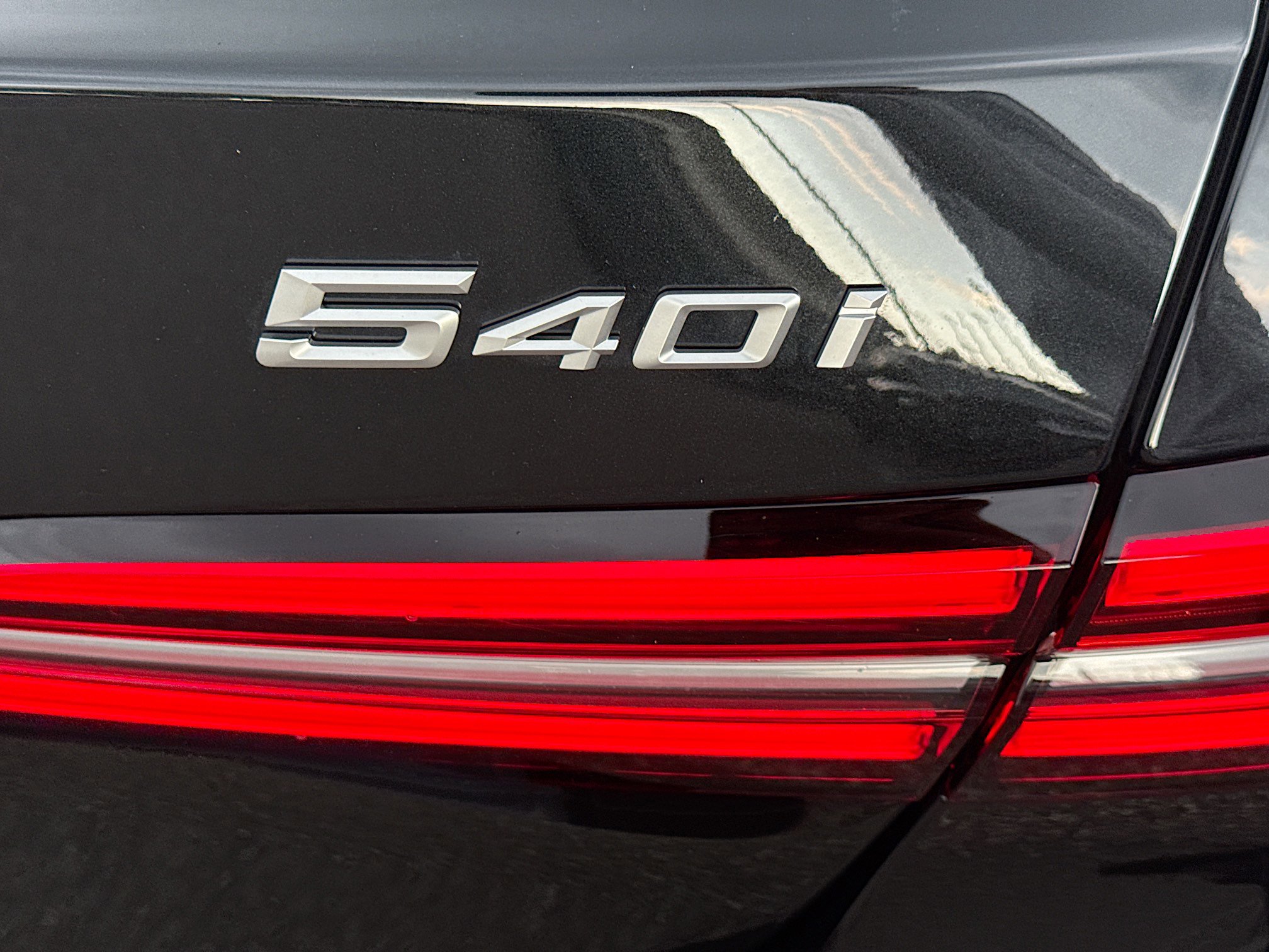 Used 2026 BMW 540i xDrive image 10