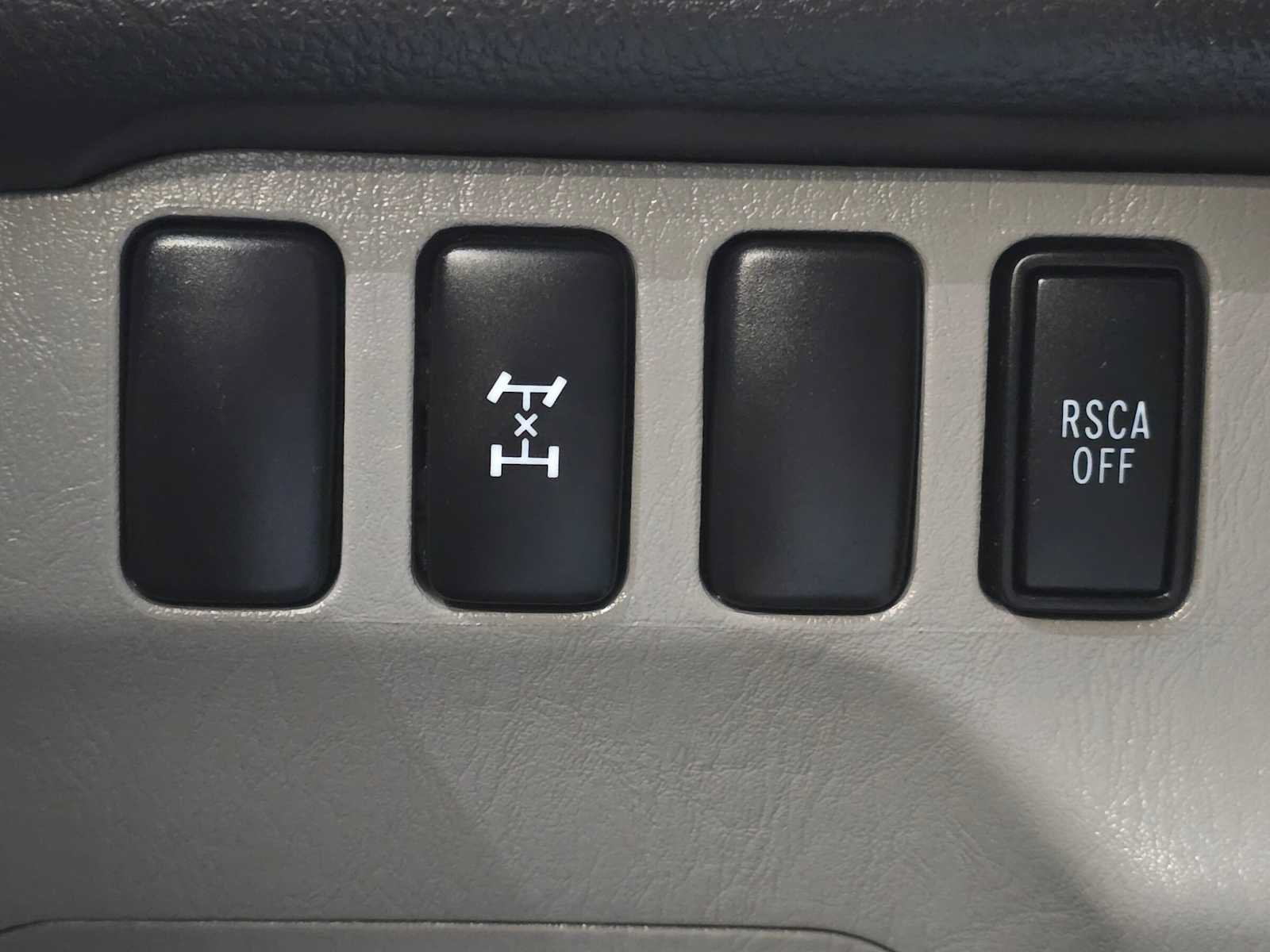 Used 2006 Toyota 4Runner SR5 AWD/4WD image 17
