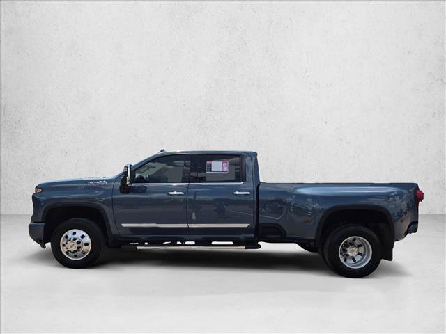 Used 2025 Chevrolet Silverado 3500 High Country w/ High Country Premium Package AWD/4WD image 9