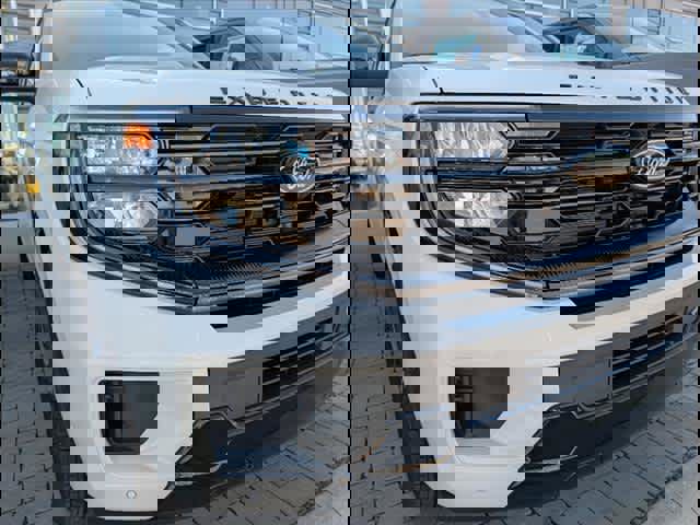 New 2025 Ford Expedition Max Platinum image 27