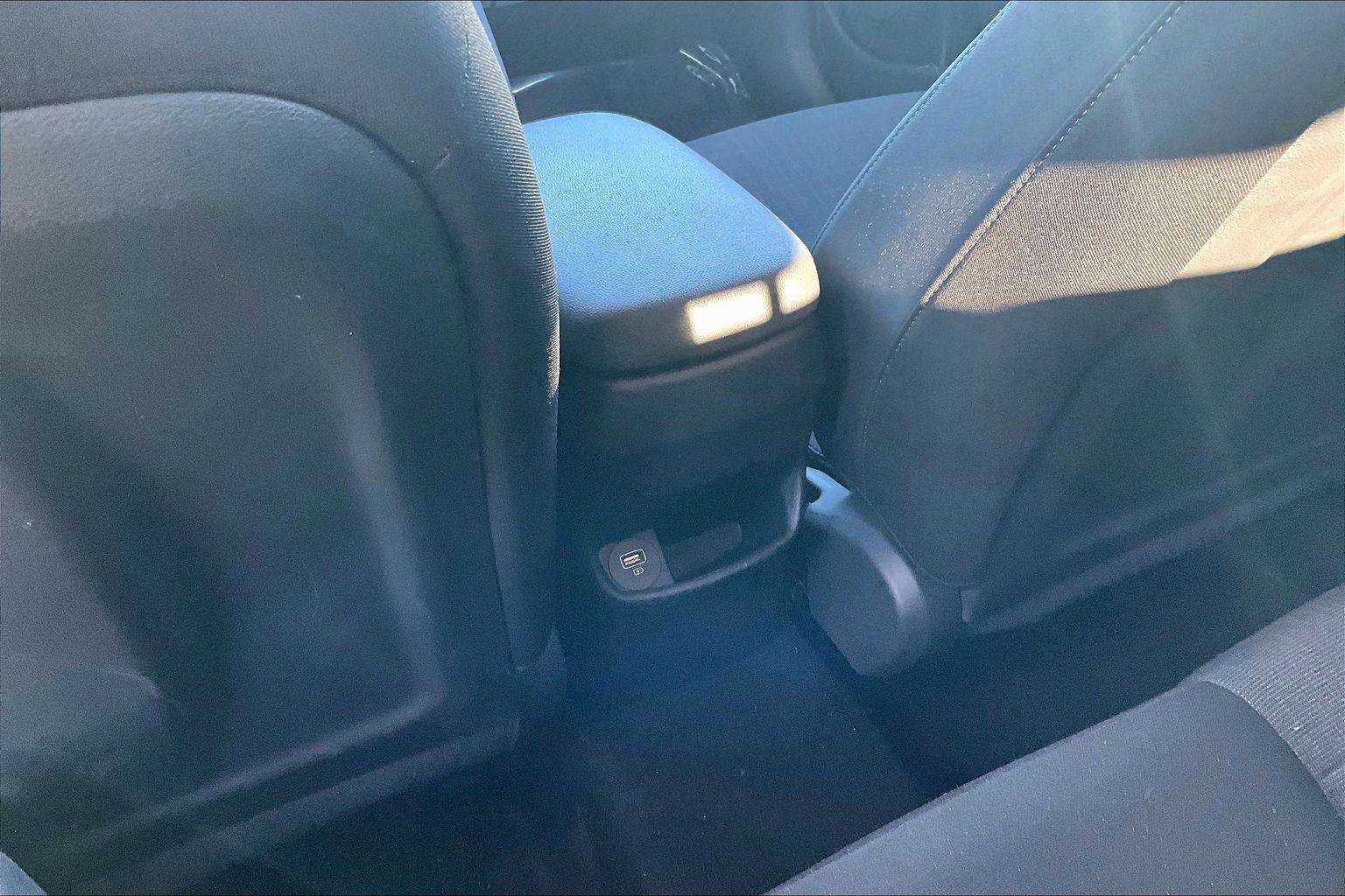 Used 2023 Hyundai Kona SEL w/ Cargo Package image 33