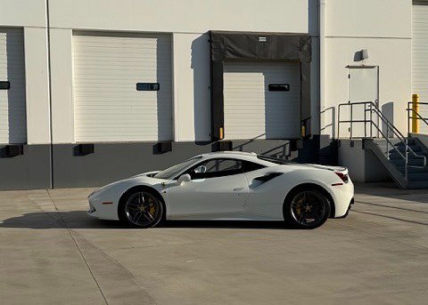 Used 2019 Ferrari 488 GTB RWD image 14