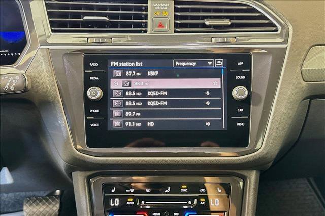 Used 2023 Volkswagen Tiguan SE FWD image 15