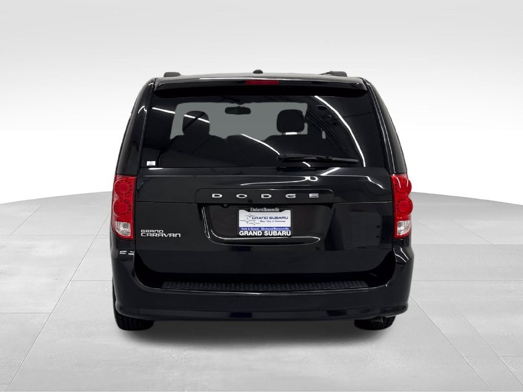 Used 2018 Dodge Grand Caravan SE FWD image 5