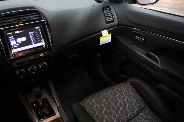 New 2026 Mitsubishi Outlander Sport LE image 22