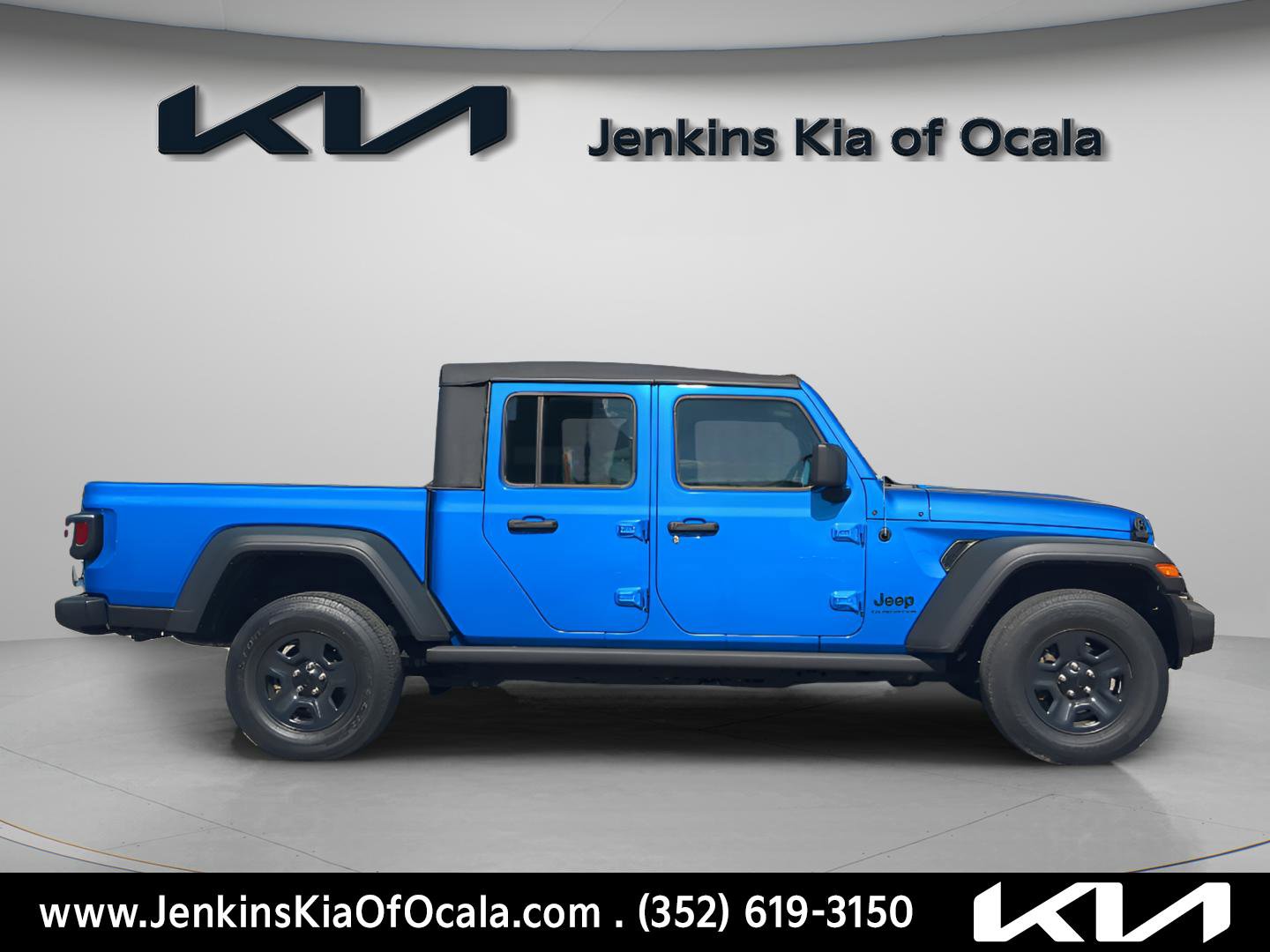 Used 2021 Jeep Gladiator Sport image 2