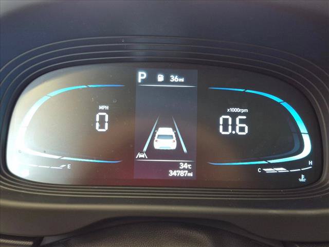 Used 2023 Hyundai Venue SEL FWD image 11