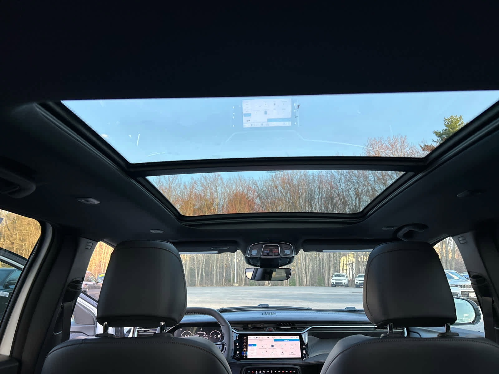 New 2026 Jeep Cherokee Overland AWD/4WD image 37