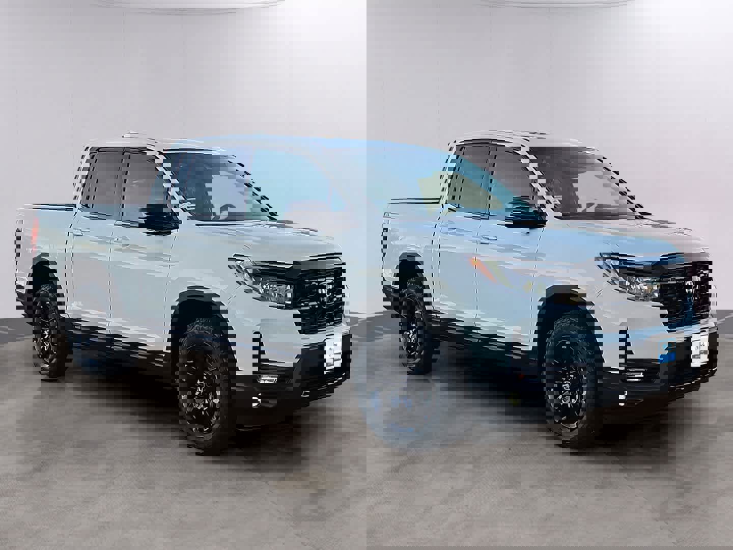 New 2026 Honda Ridgeline Black Edition image 2