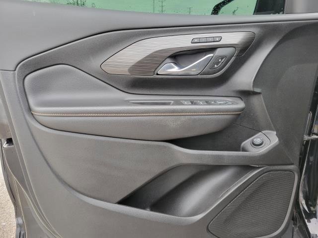 Used 2019 GMC Terrain SLT w/ Preferred Package image 18