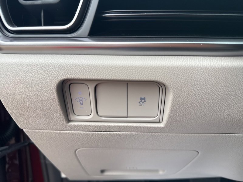 Used 2025 Kia Sorento S image 28