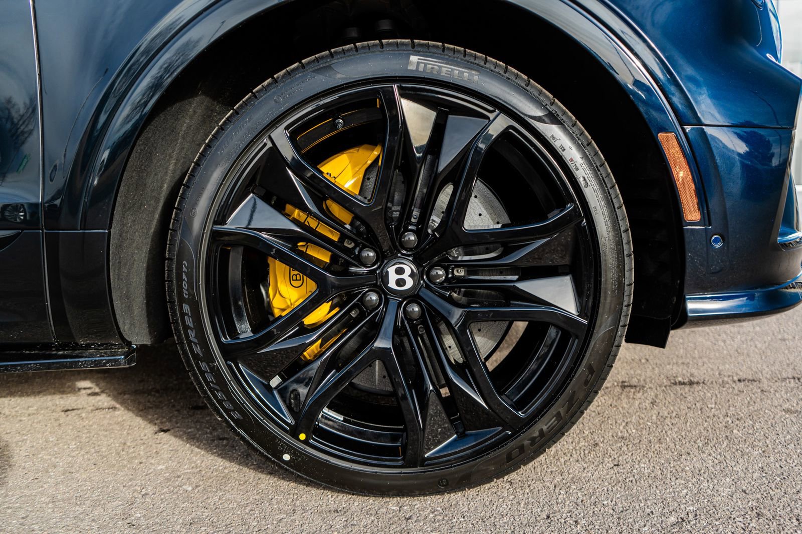 New 2026 Bentley Bentayga Speed image 16