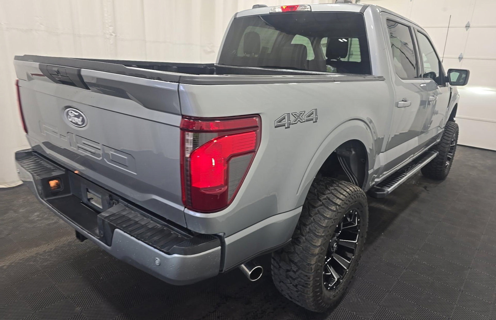 Used 2025 Ford F150 XLT w/ Equipment Group 301A Standard AWD/4WD image 4