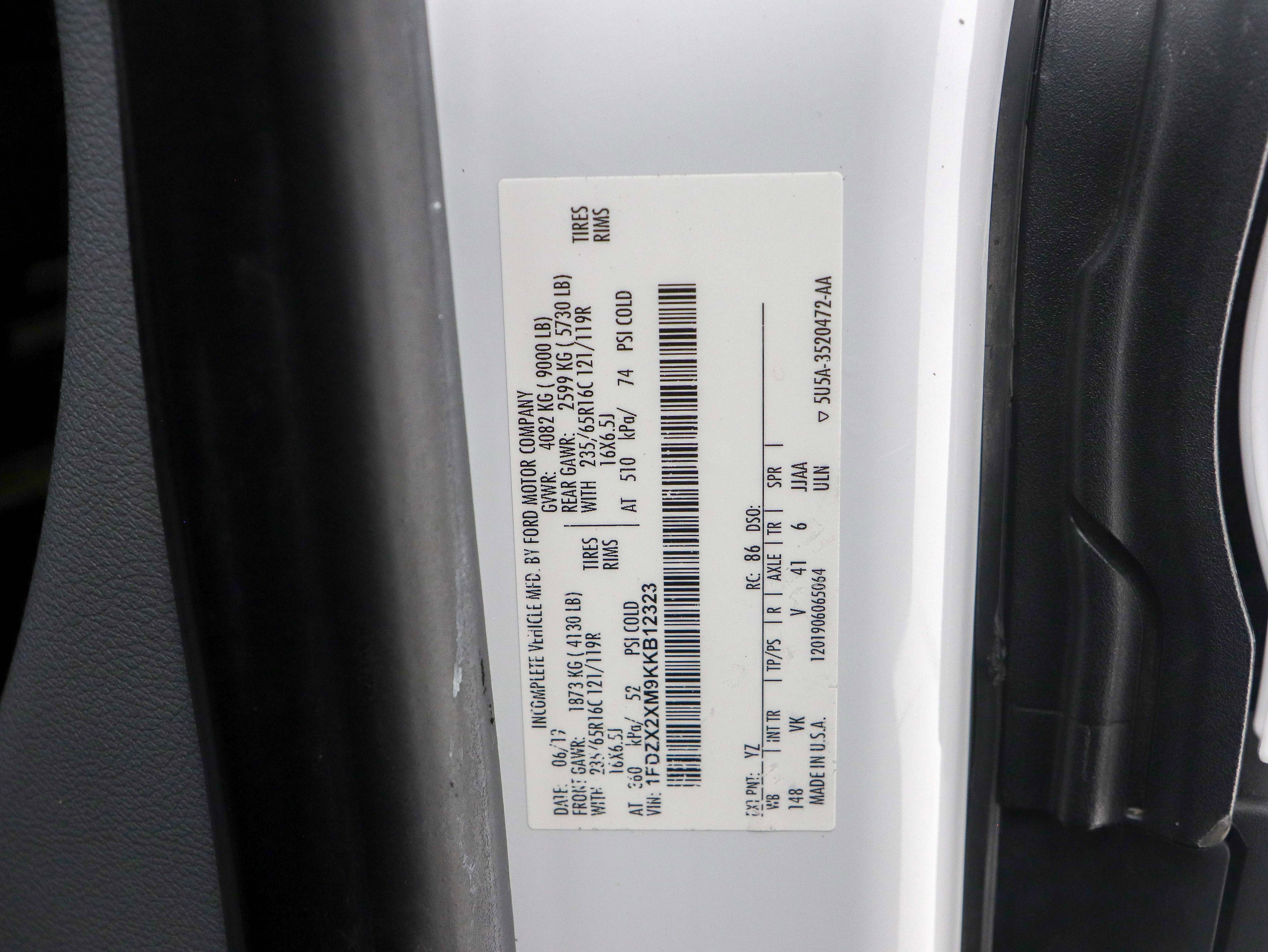 Used 2019 Ford Transit 350 XL image 34