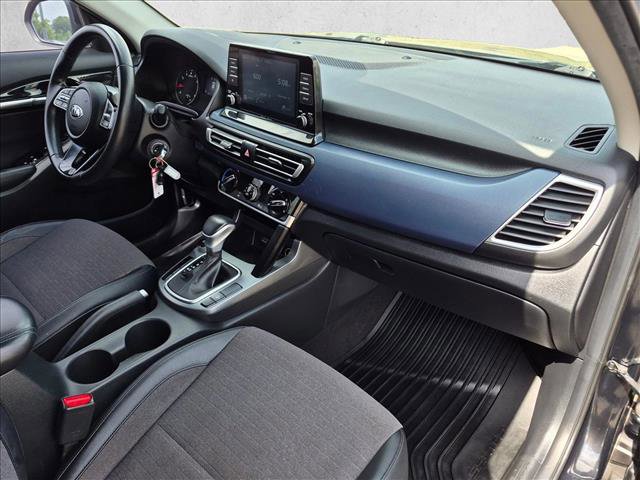 Used 2021 Kia Seltos S FWD image 19