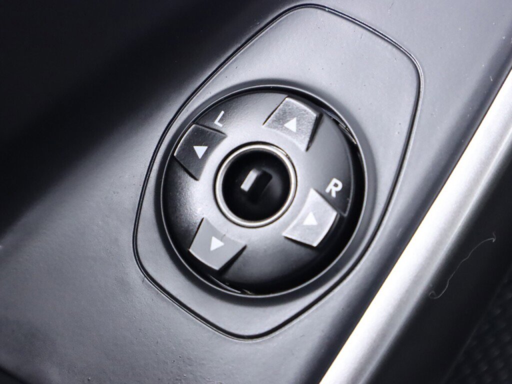 Used 2019 Hyundai Santa Fe XL SE image 33