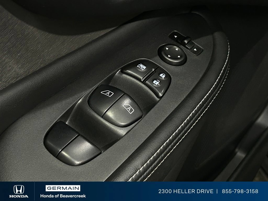 Used 2019 Nissan Murano SV w/ Premium Package AWD/4WD image 18
