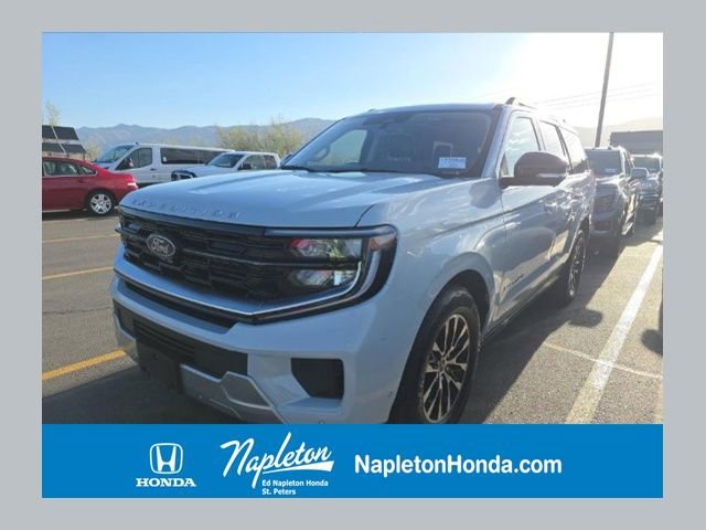 Used 2025 Ford Expedition Platinum AWD/4WD image 1