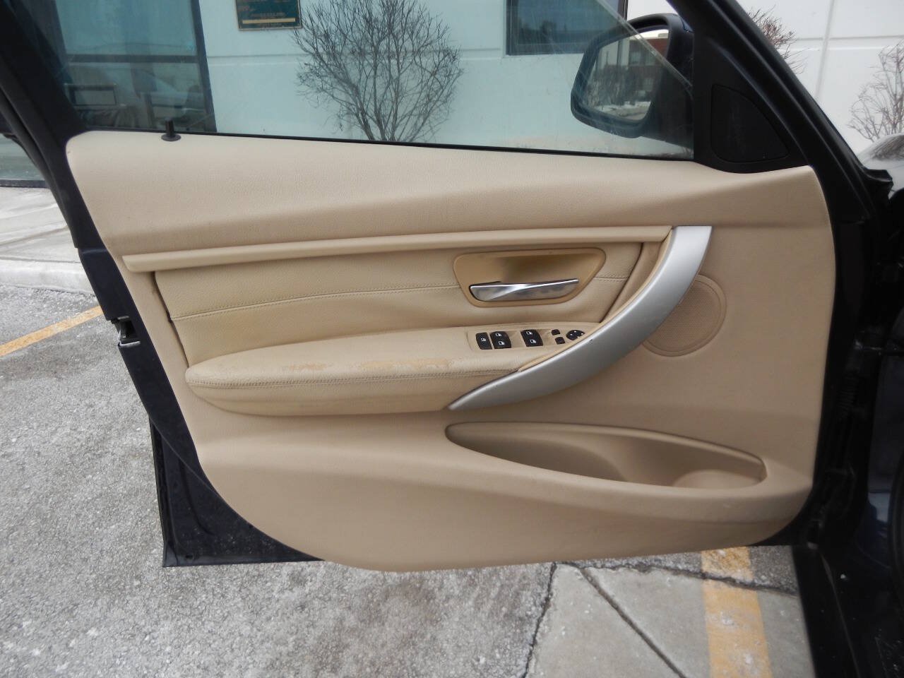 Used 2014 BMW 320i Sedan RWD image 24