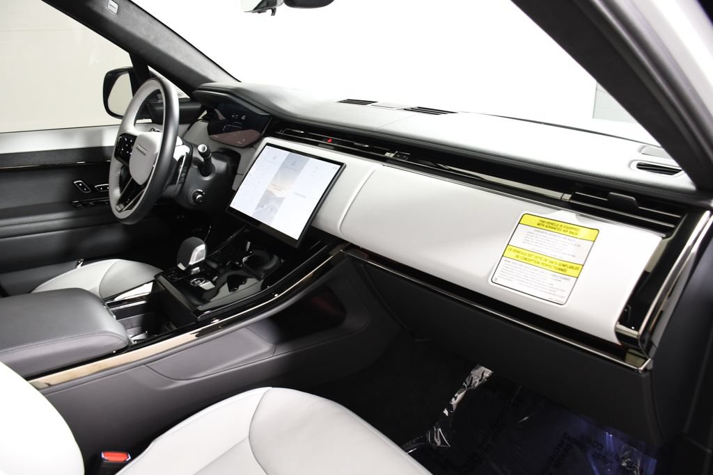 Certified 2025 Land Rover Range Rover Sport Autobiography AWD/4WD image 18