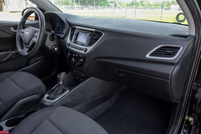 Used 2020 Hyundai Accent SE image 18