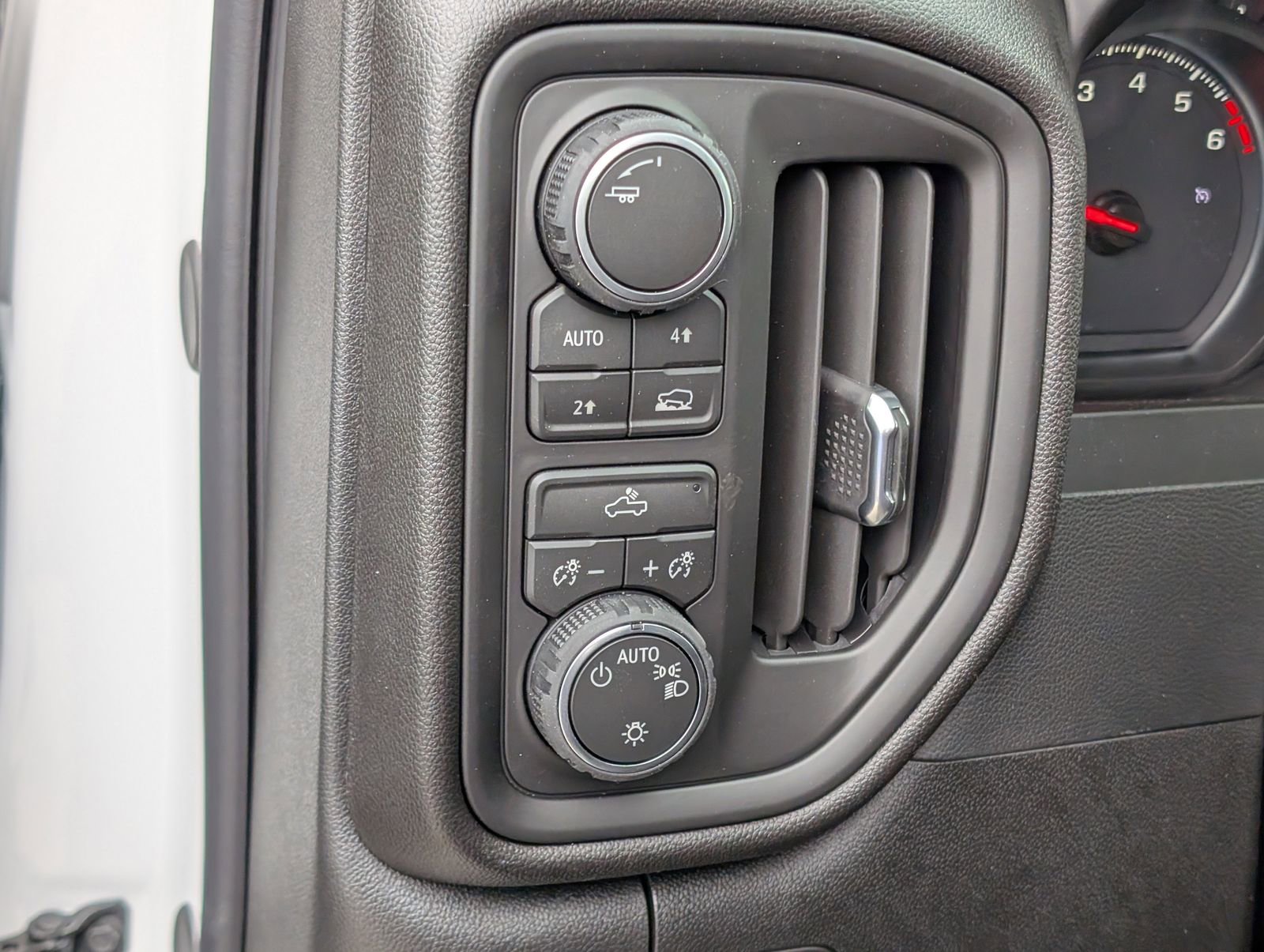 New 2026 Chevrolet Silverado 1500 Custom image 18